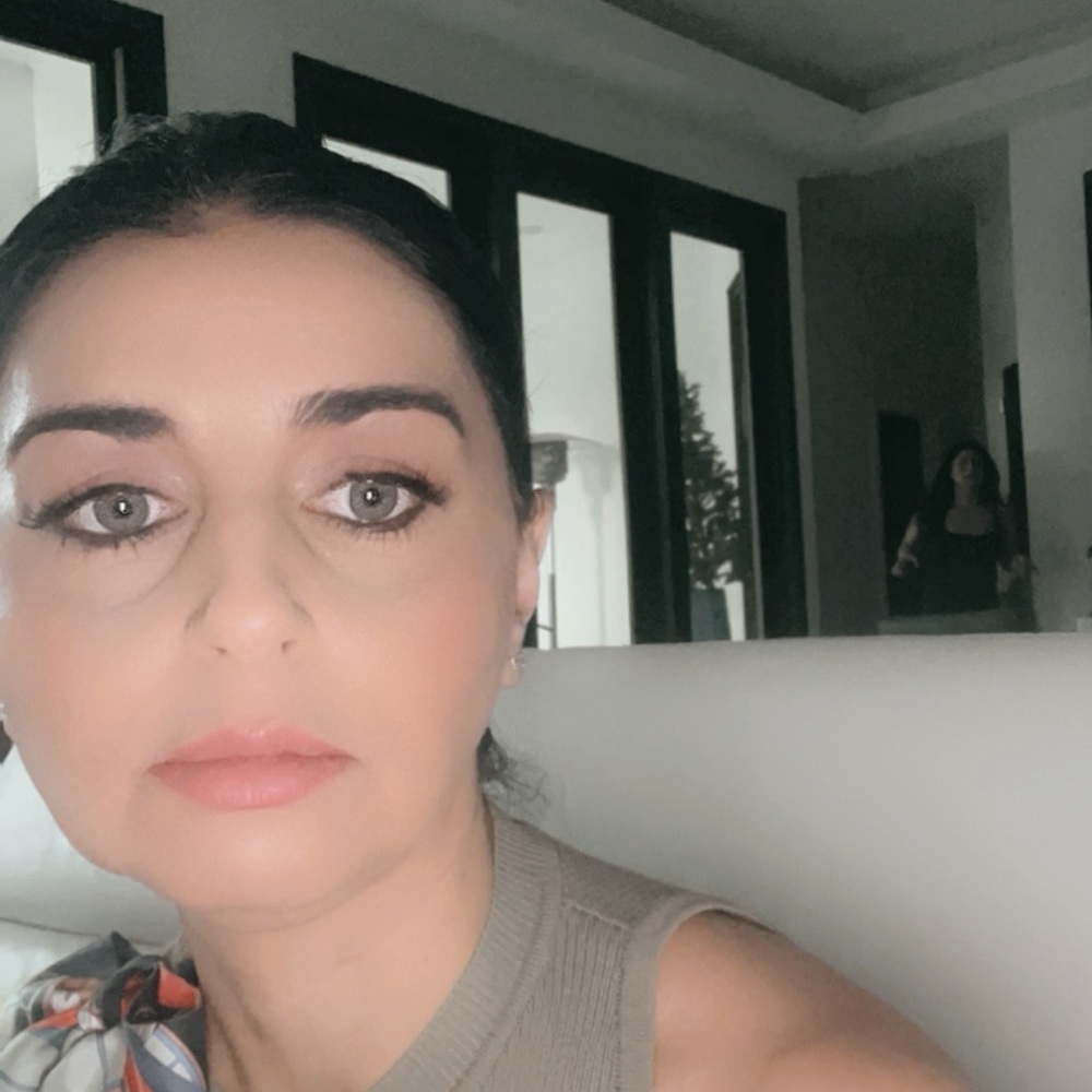 Meet your Posher, Ani